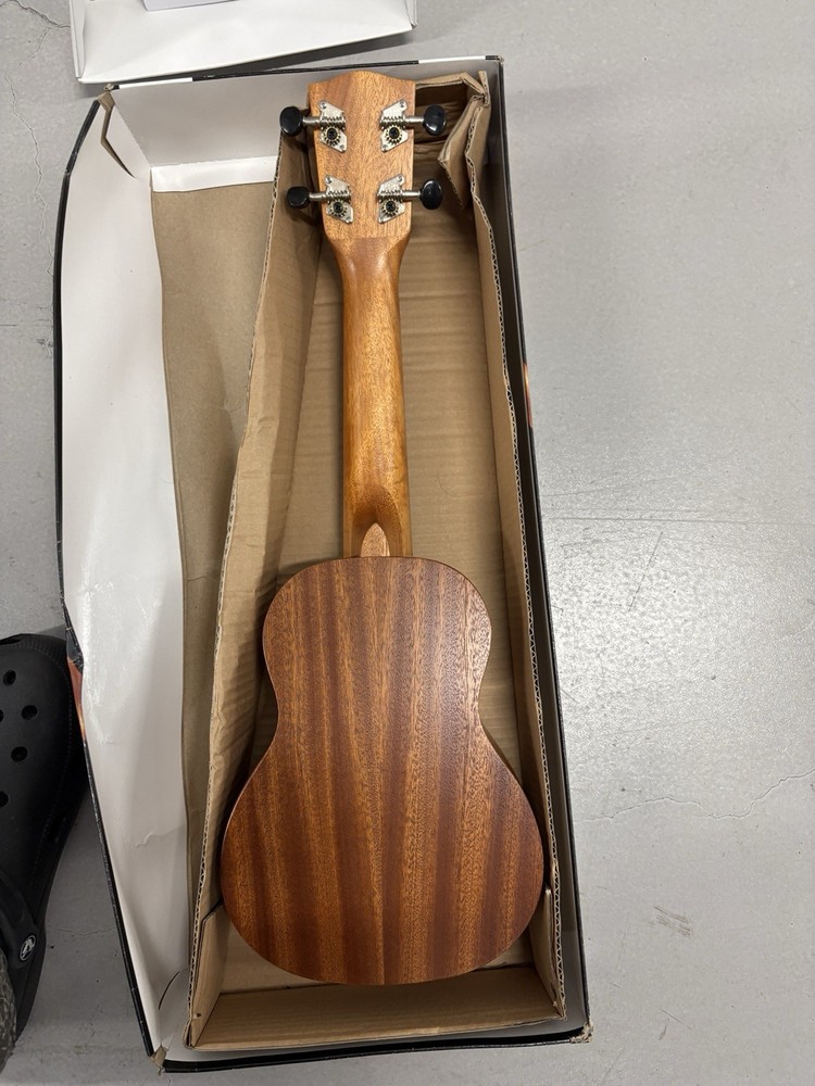 Hal Leonard Ukulele Starter Pack