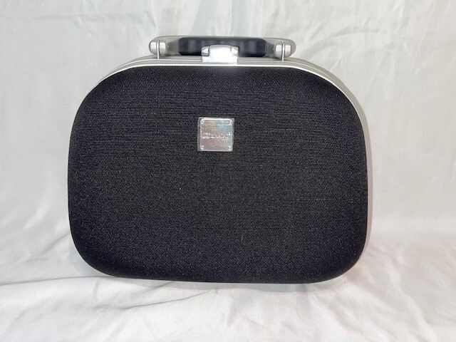 Giannini Travel Makeup Case