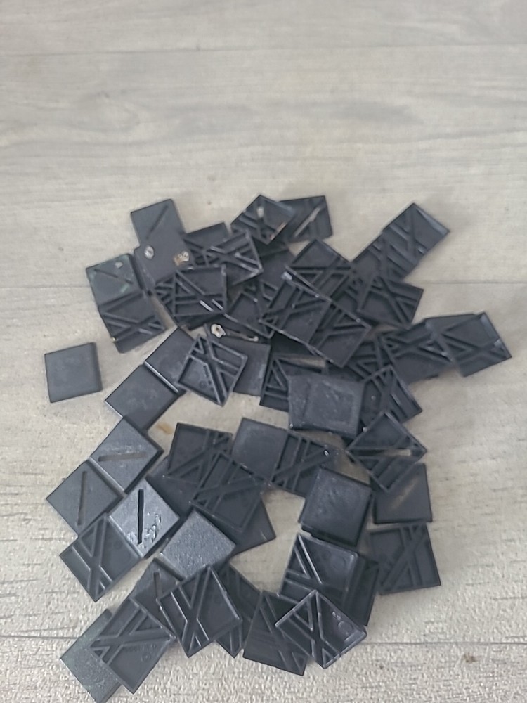 Games Workshop Warhammer Fantasy Square Bases X98