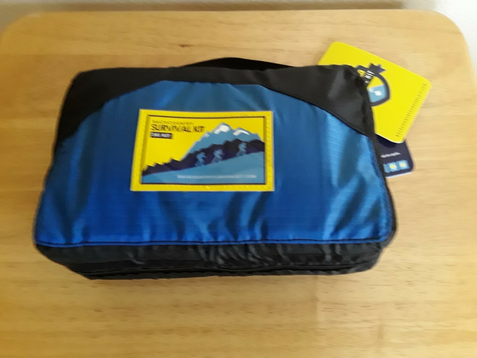 EMPTY MULTI-PURPOSE KIT;  First Aid,Vitamins,Medications,Cosmetics, Shaving Kit