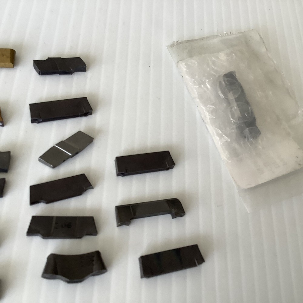 Carbide Inserts 16 Pcs Mixed Brands and Sizes
