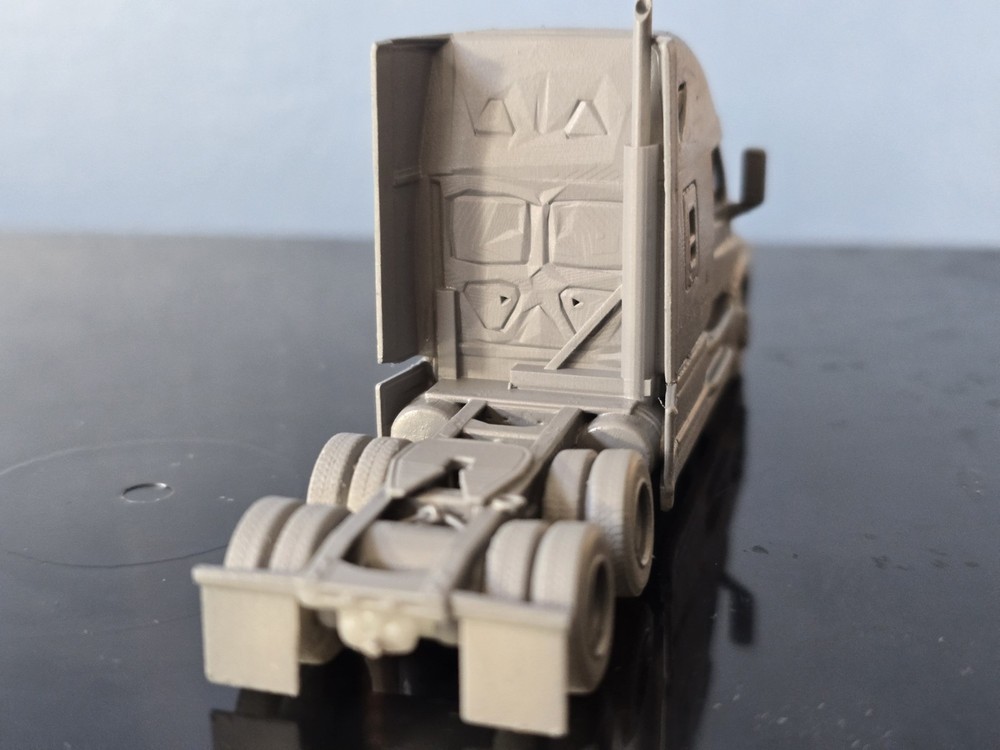 Ho Scale 2020 Freightliner Cascadia Sleeper Undecorated Kit 3d Printed
