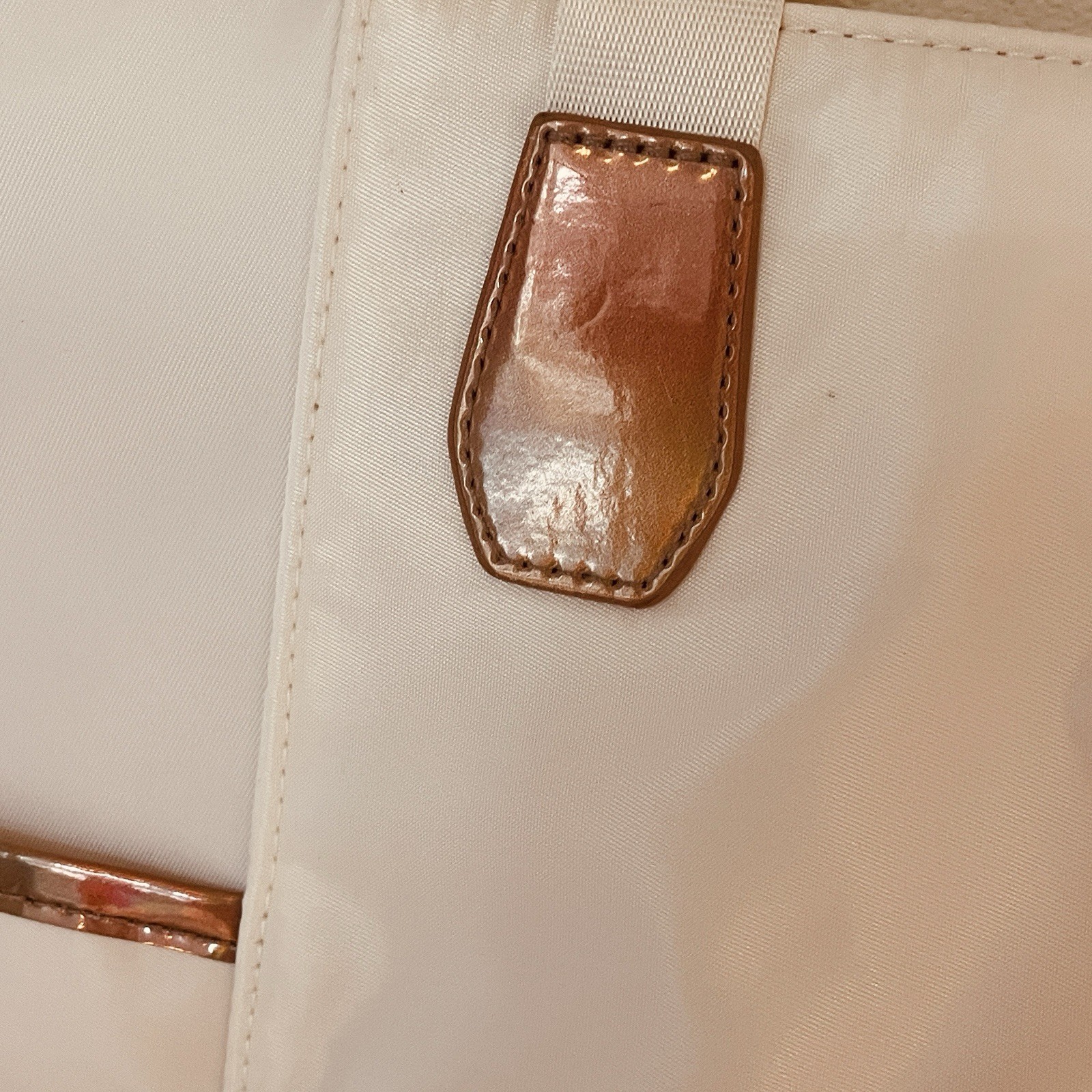 NWT NEW Walt Disney World 50th Anniversary Tote iridescent Cinderella’s Castle