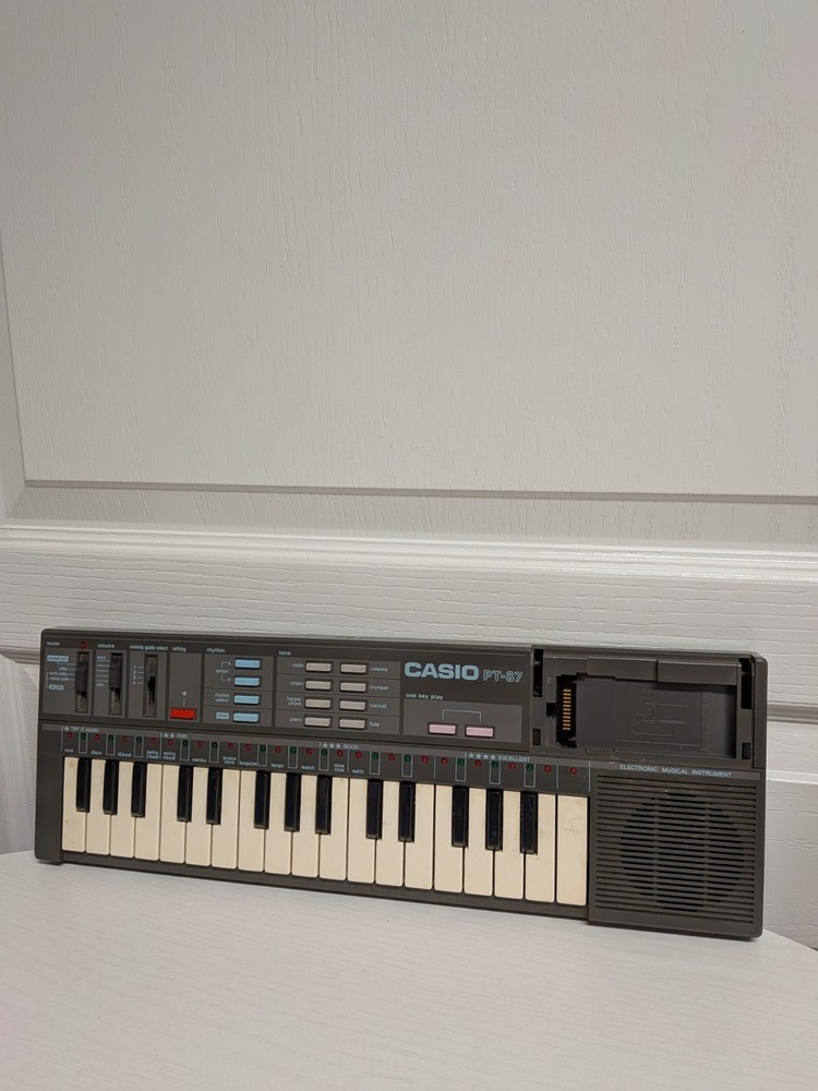 Vintage 80's Casio Casitone Casiotone PT-87 Synth Keyboard