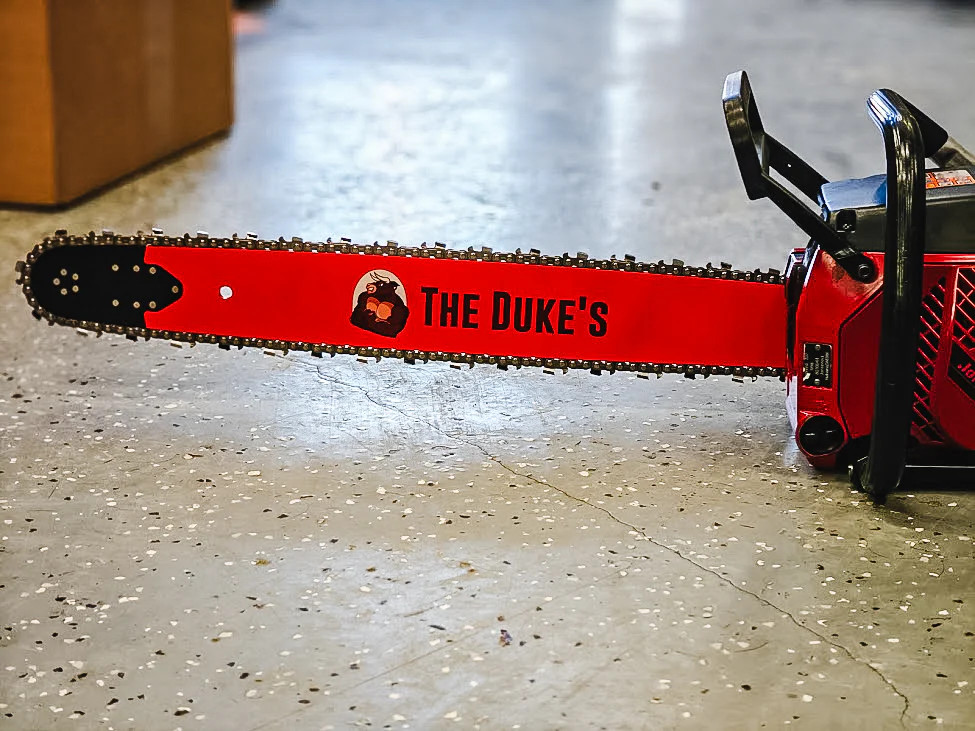 THE DUKE'S SEMI-PROFESSIONAL CHAINSAW BAR -- REPLACEABLE SPROCKET TIP