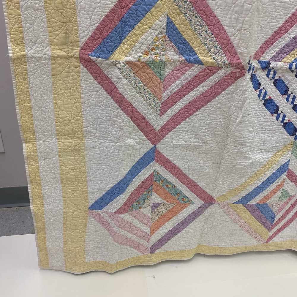 Handmade Spiderweb Star Patterned Quilt- 57 x 49 in