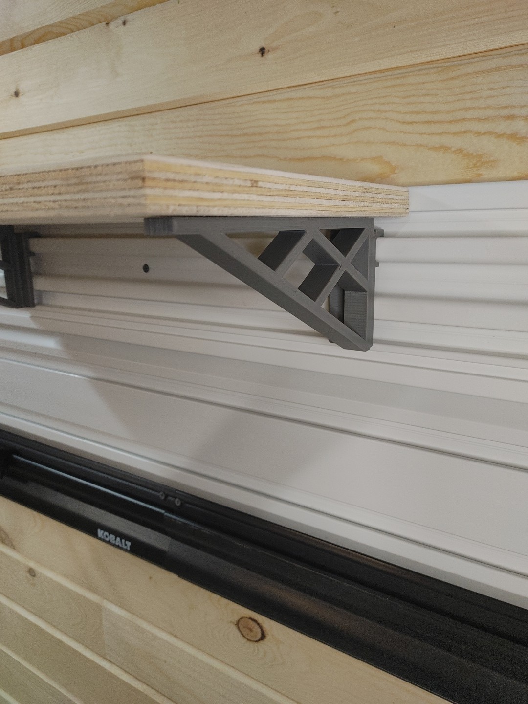 Shelf bracket For Craftsman VersaTrack- Large