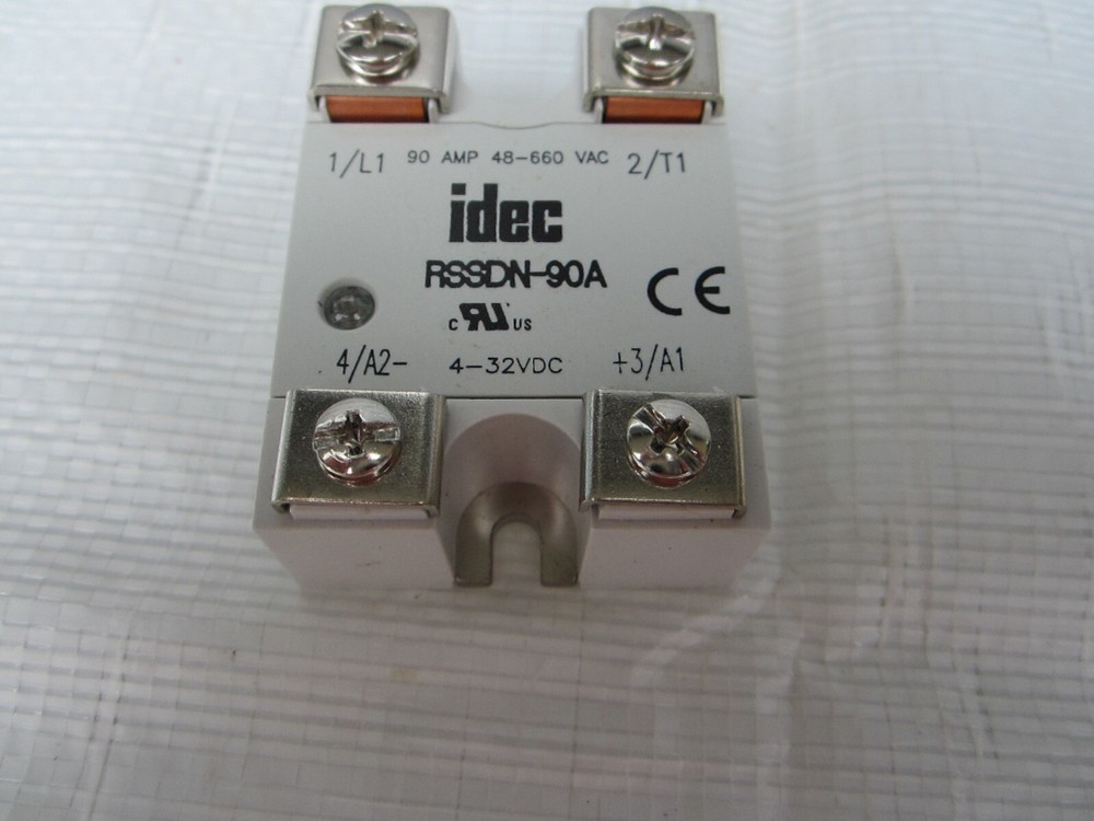 IDEC RSSDN-90A RELAY
