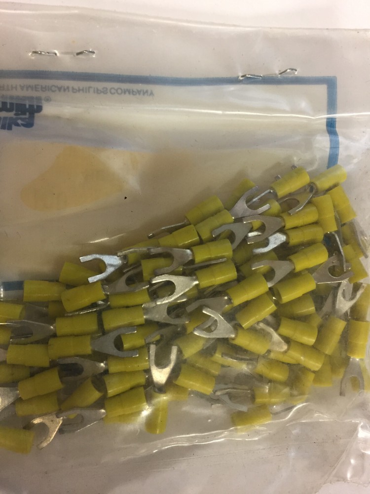 4978    HH SMITH FORK TERMINALS 36-24AW STUD #3-4   100 PCS