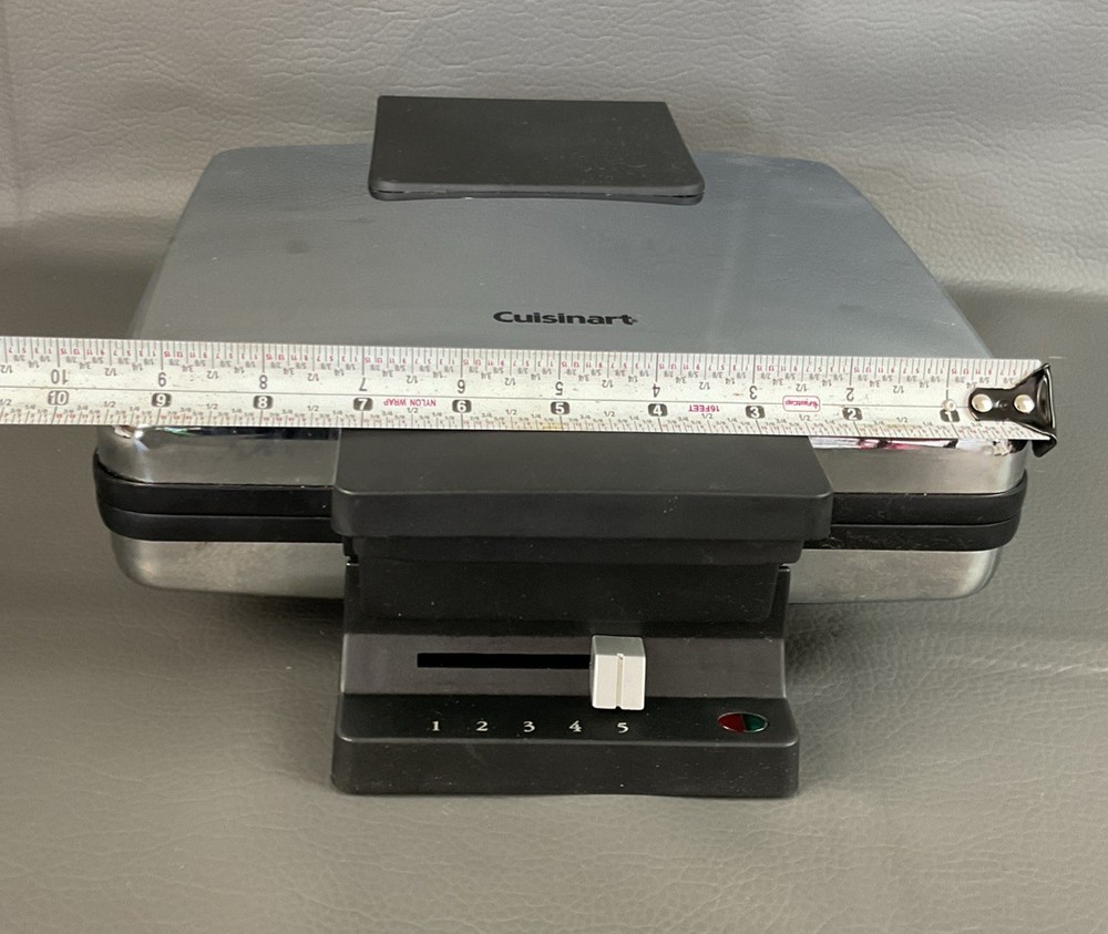 Cuisinart 4-Slice Belgian Waffle Maker Model WB-4SA