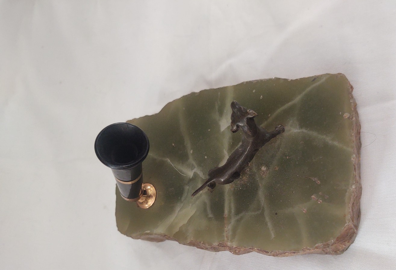 Antique Shaeffer Green Onyx Bronze Pointer Dog Desk Pen Holder