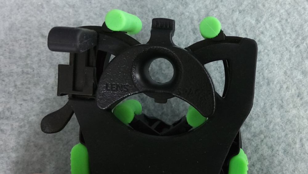 Carson Hookupz 2.0 Binocular Adaptor With cloth and strap for phone