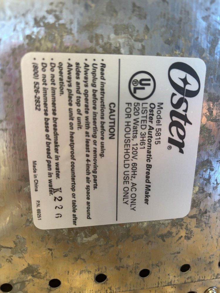 OSTER 5815 Deluxe White Automatic Bread Maker Baker Machine.