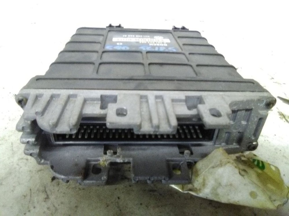 93 94 PASSAT ENGINE ECM ELECTRONIC CONTROL MODULE UNIT ECU FROM VIN 136399