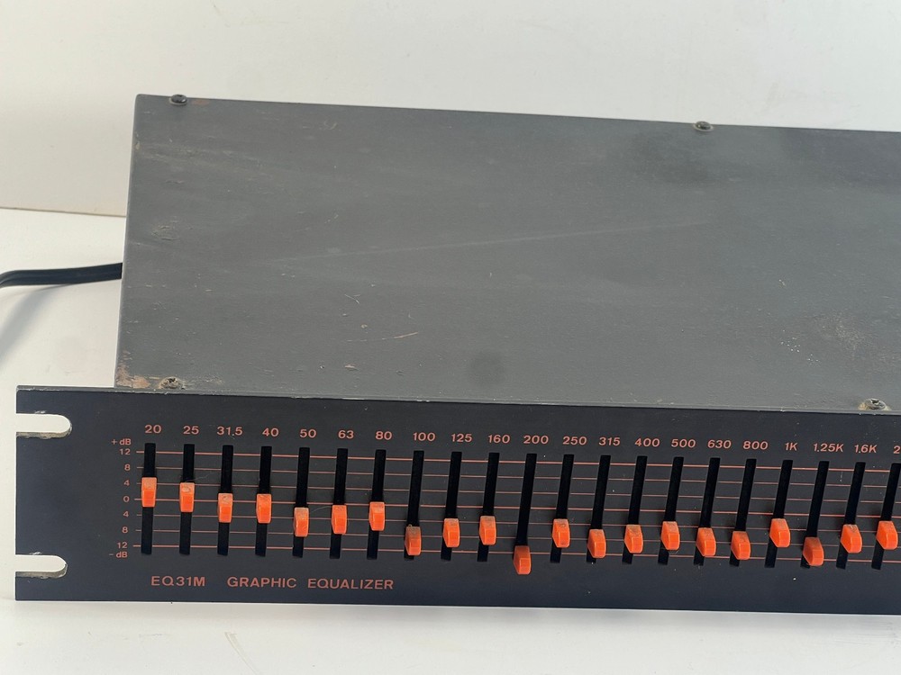 KMD Sound Electronics Model: EQ31M Graphic Equalizer