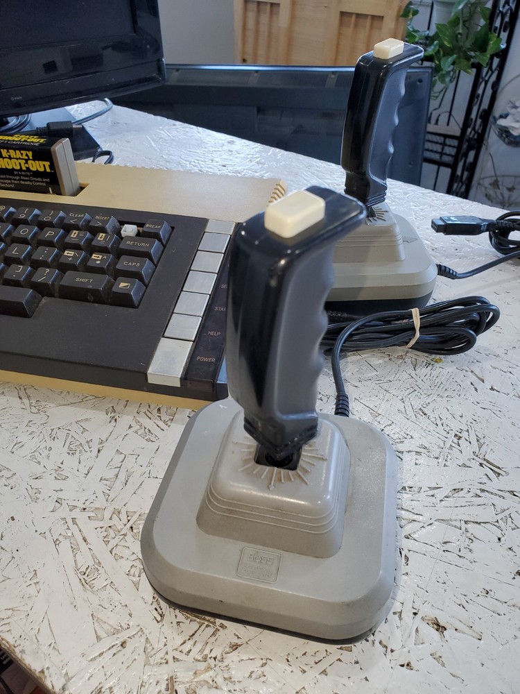 Atari 800XL Tested/Working View Pics