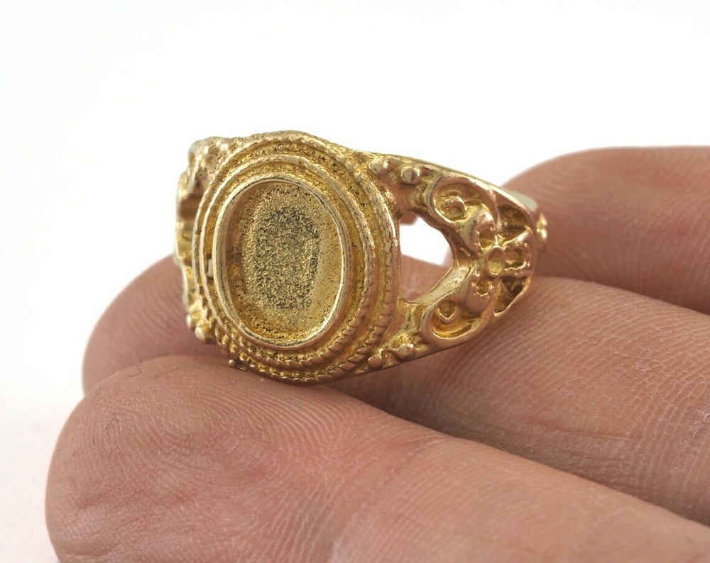 Adjustable Ring Bezel Raw brass (18mm 7.5US inner size - Adjustable ) 4418