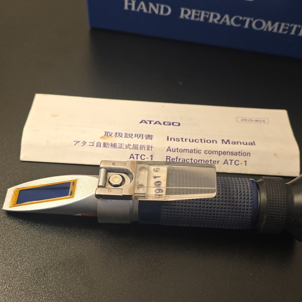ATAGO ATC-1 Handheld Refractometer Automatic Temperature Compensation Box Manual