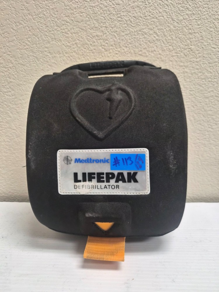Lifepak CR Plus Condition With Bag