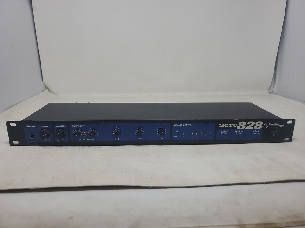 MOTU 828 FIREWIRE AUDIO INTERFACE DAC DIGITAL ANALOG CONVERTER