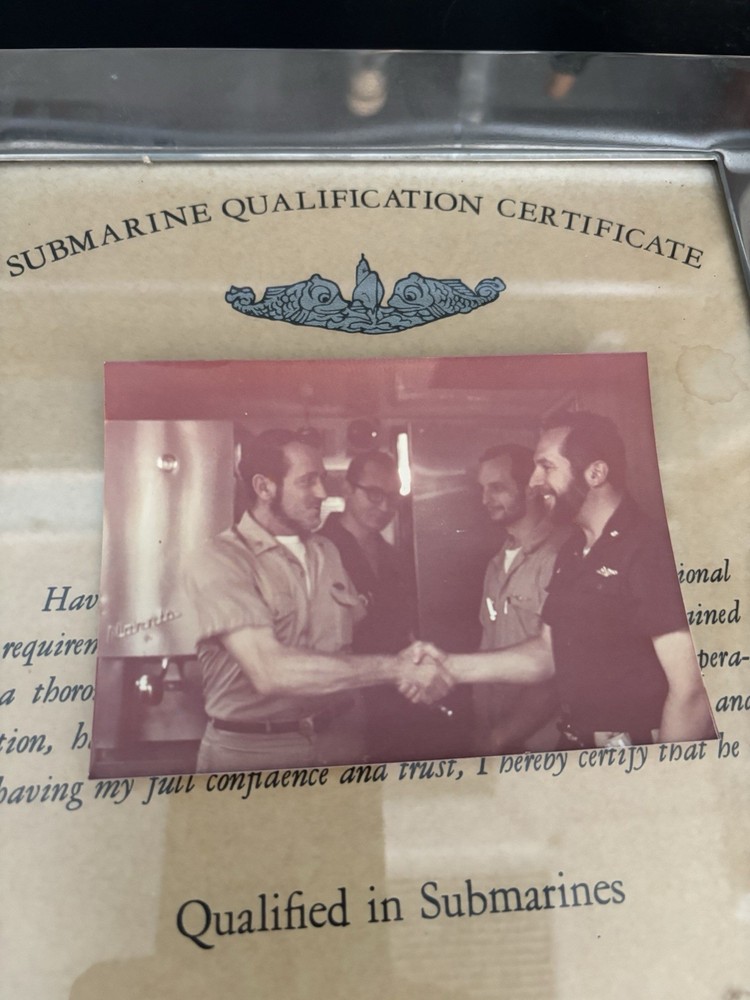 Submarine USS Pintado Qualification Certification & Mug.