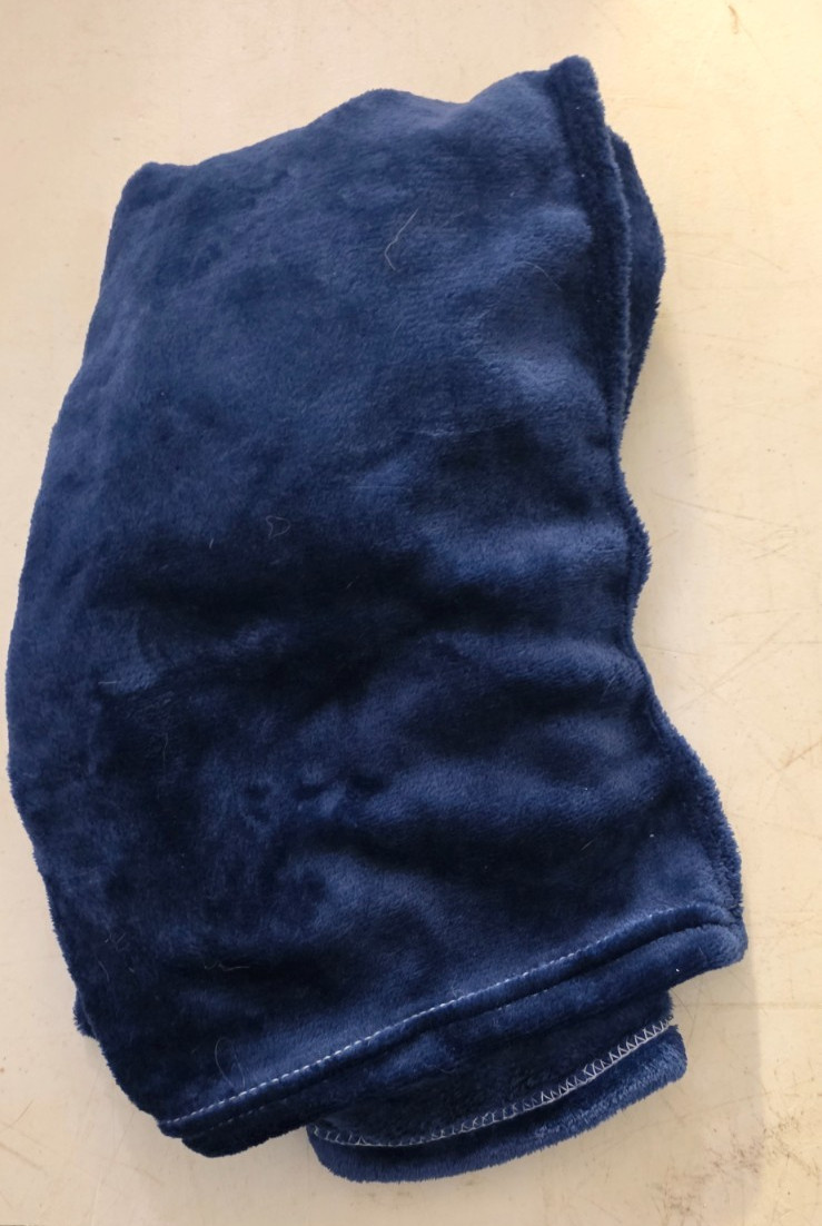 Fleece Throw Blanket 70x100 cm 39x28 in.