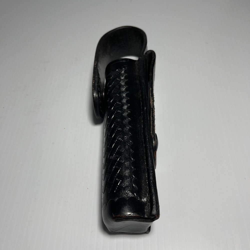 Mace Pepper Spray Flashlight Belt Holster Leather Security Tactical