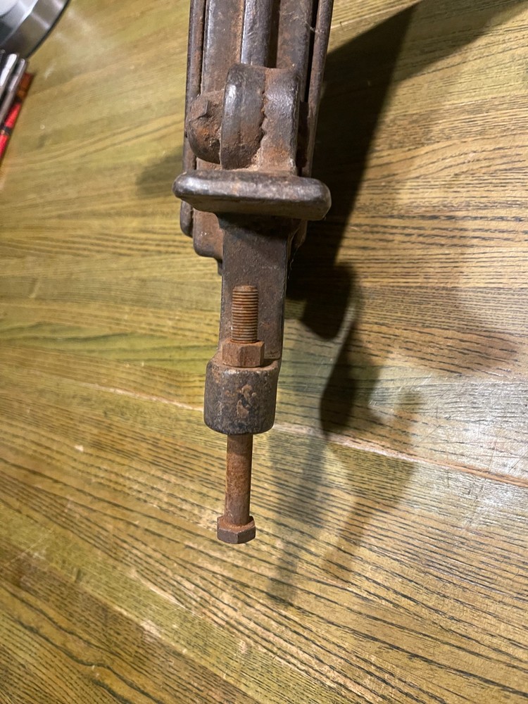Vintage Disston 3D Saw Vise