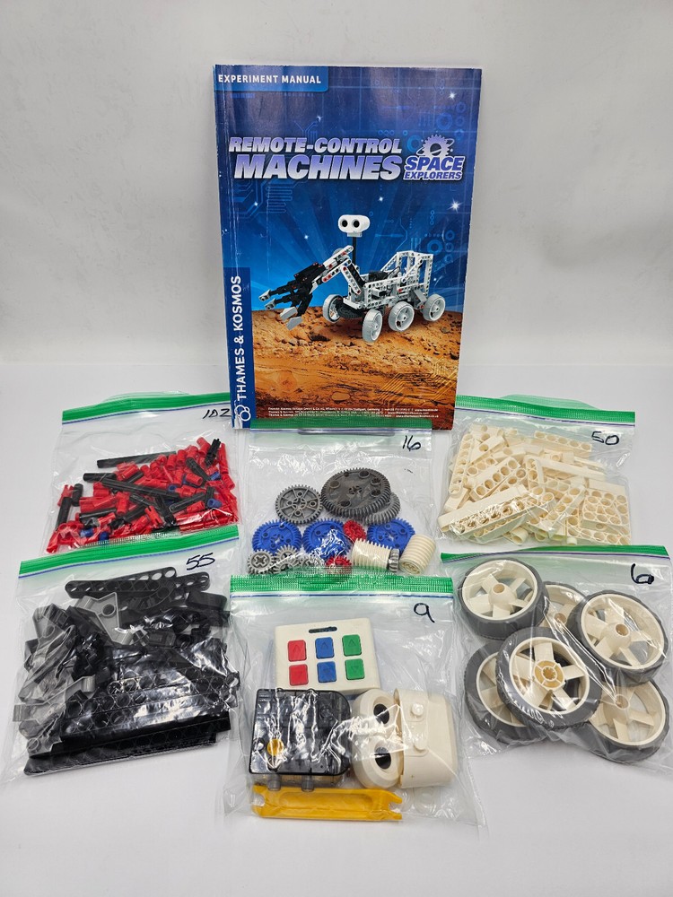 Thames & Kosmos Remote-Control Machines Space Explorers Building Set Incomplete