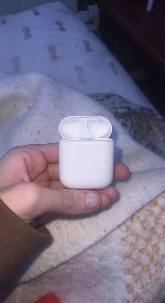 apple airpods 2nd generation charging case only