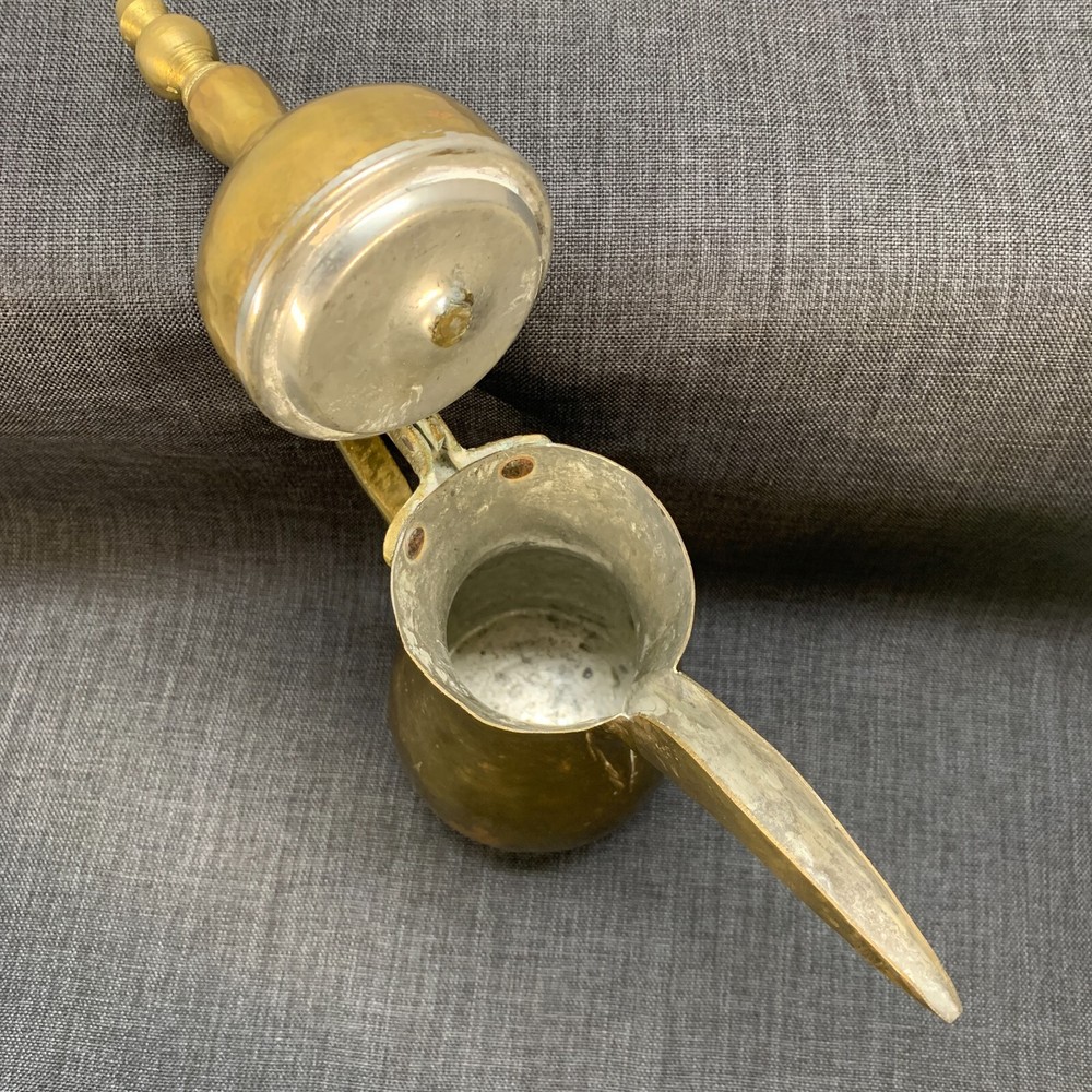 Vintage Brass Dallah Arabic coffee pot