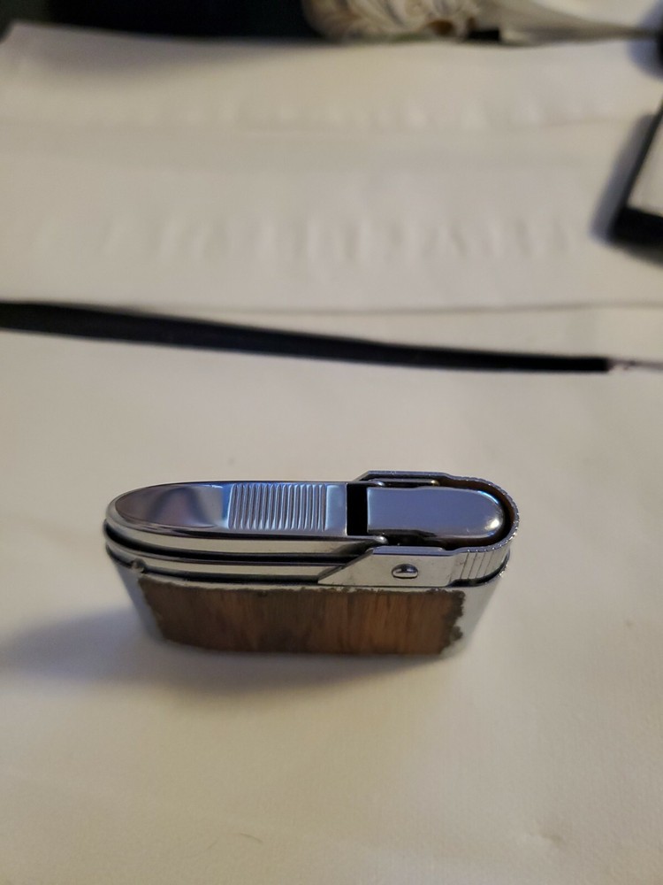 bentley lighter made in austria Vintage