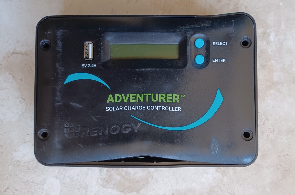 Renogy RNG-CTRL-WND30-LI 30A 12V Wanderer Charge Controller - READ DESCRIPTION