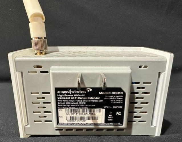 Amped Wireless REC10 Compact Wi-Fi Range Extender Wired Ethernet Jack
