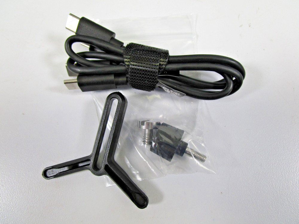 DJI RS 3 Axis Gimbal Stabilizer Kit & Case