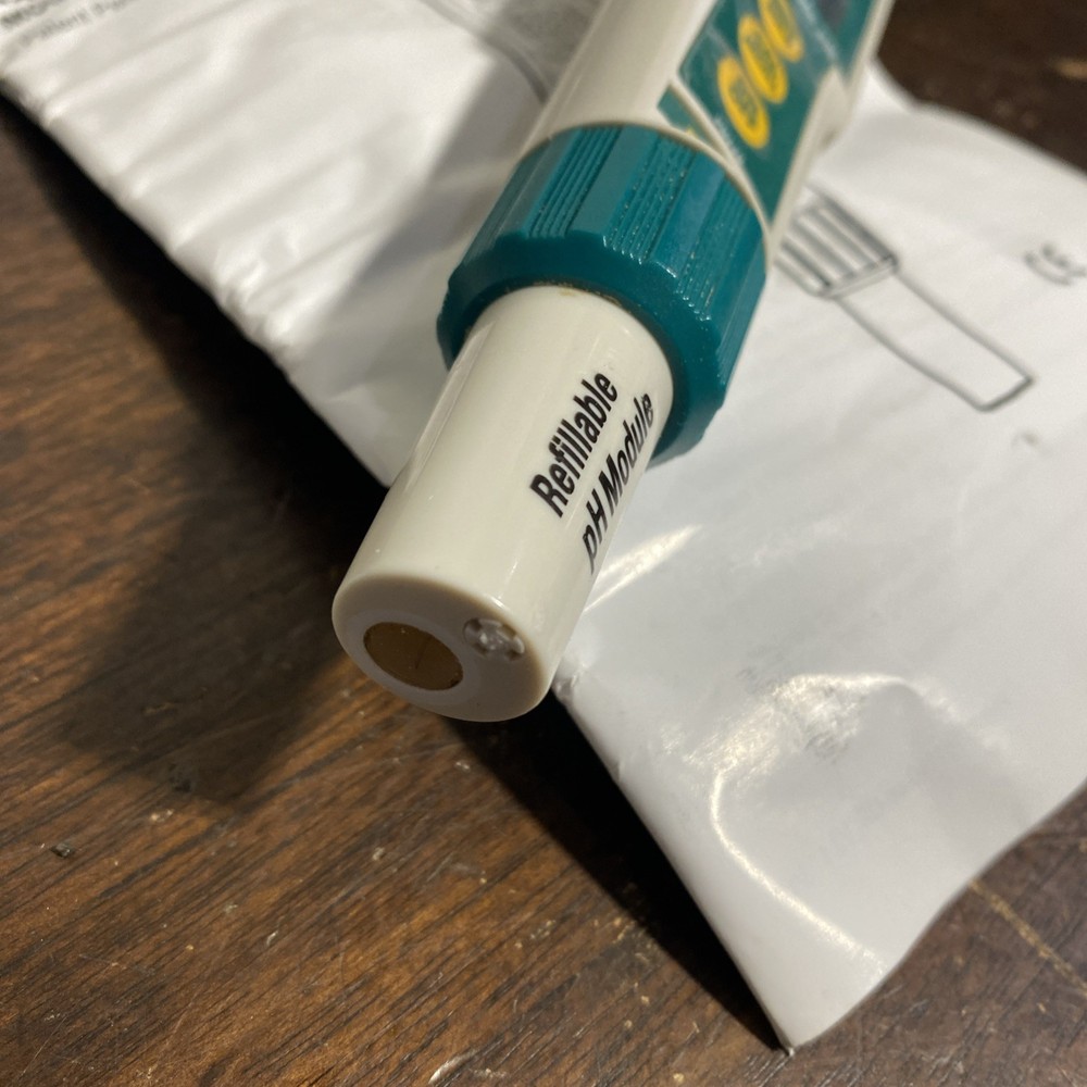 Extech PH110: Waterproof ExStik pH Meter