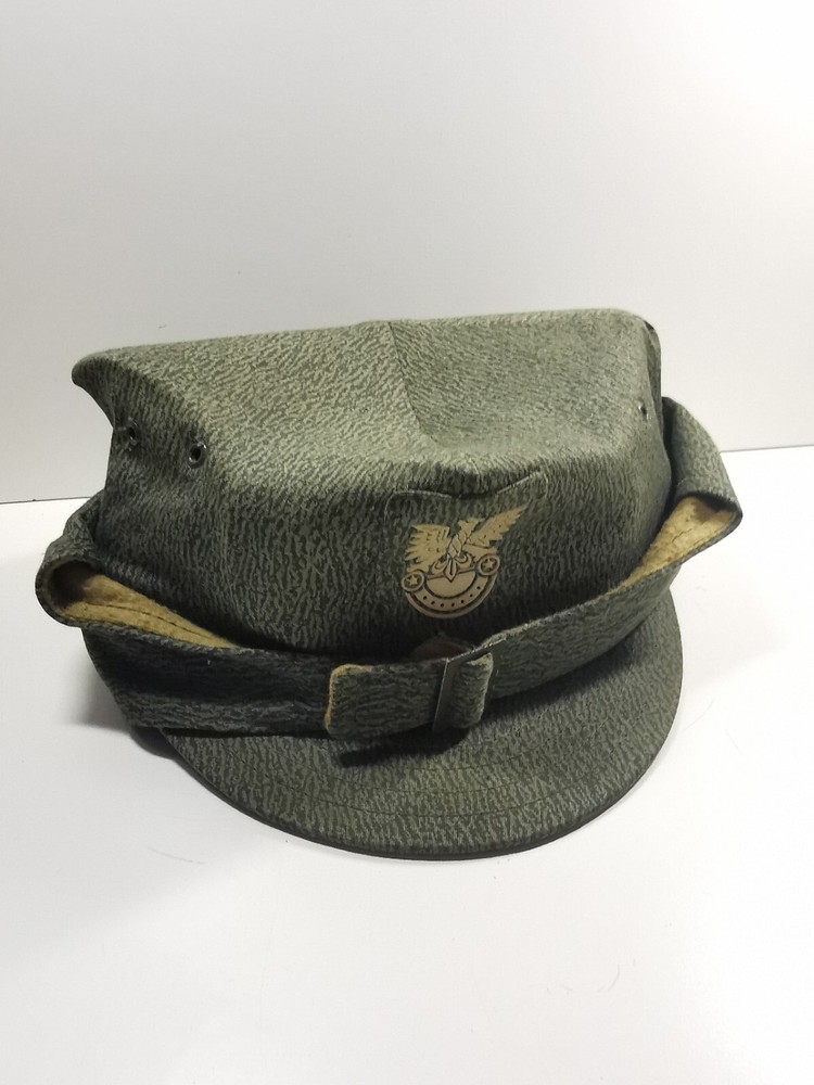 Ancienne Casquette militaire Pologne