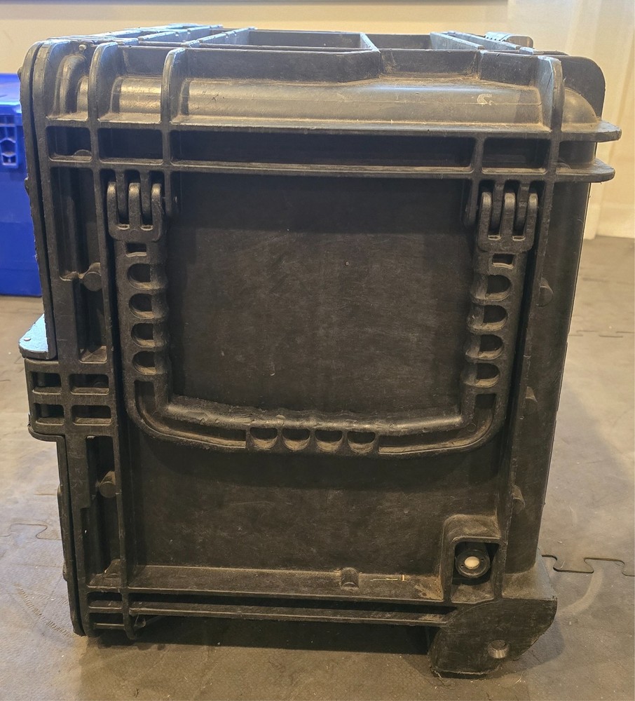 Master Puller Kit-Snap-On Tools Rolling Toolbox Tools Included