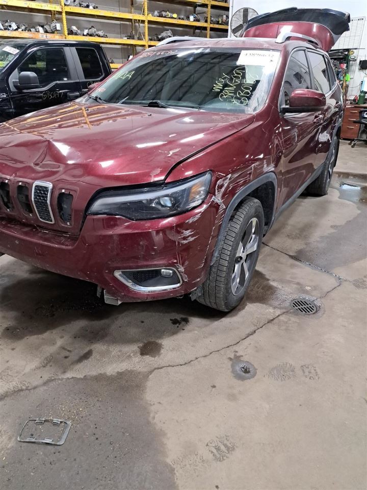 2019 Cherokee Camera/Projector Sku#4386302