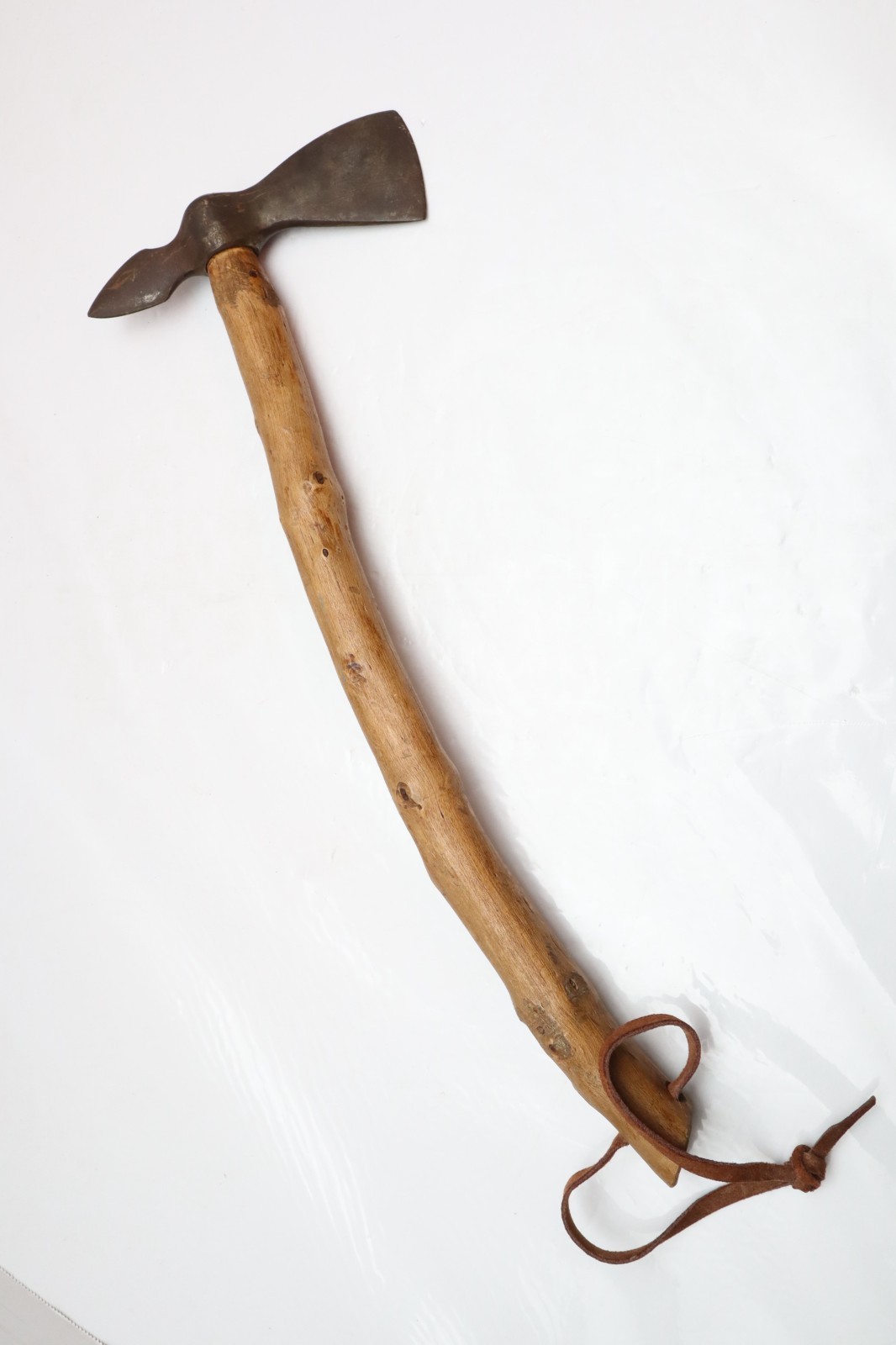 ANTIQUE SPIKE TOMAHAWK Plains INDIAN TRADE AXE HAND FORGED Native American 18"