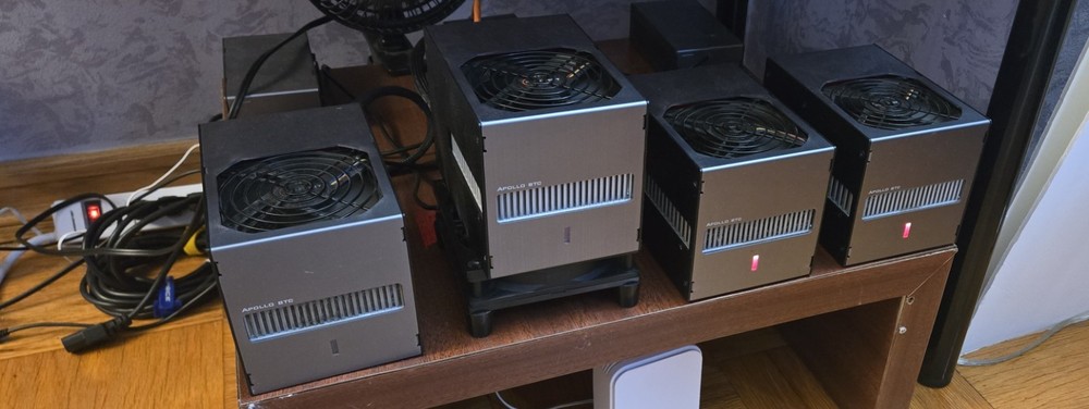 FutureBit Apollo BTC miner Model FBA2001