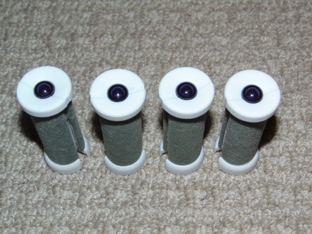 FOUR CONAIR CHV21 SMALL REPLACEMENT ROLLERS & THREE SIZES OF CLIPS
