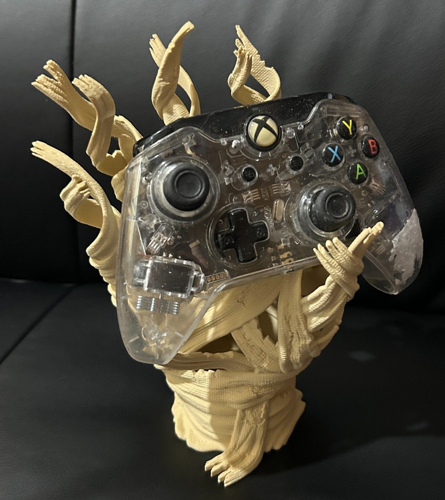 Mummy Hand Tomb Controller Holder