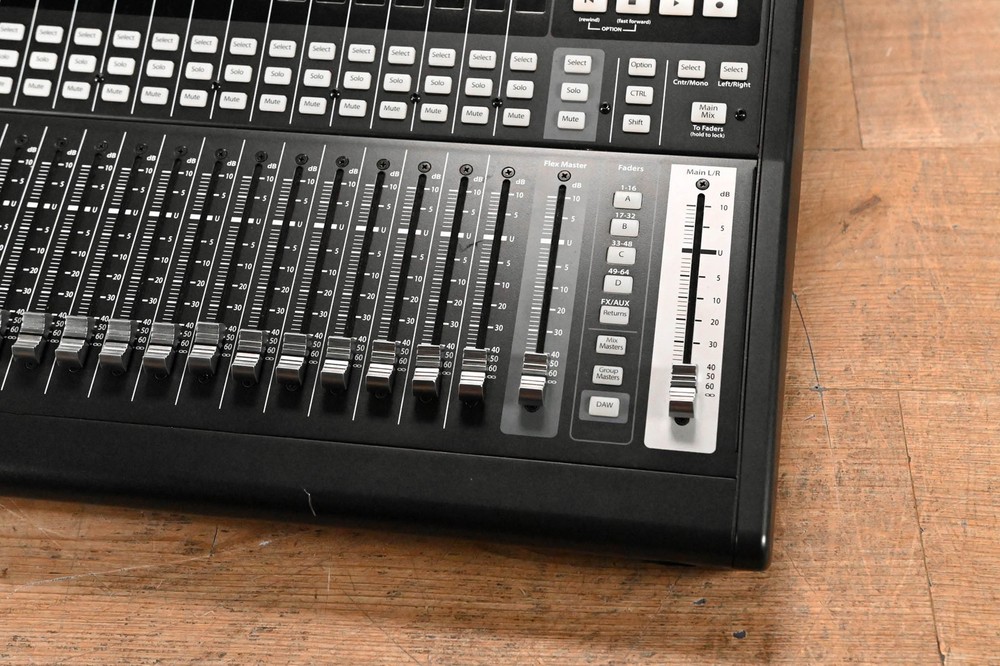 PreSonus StudioLive CS18AI Ethernet/AVB Control Surface CG01P2P