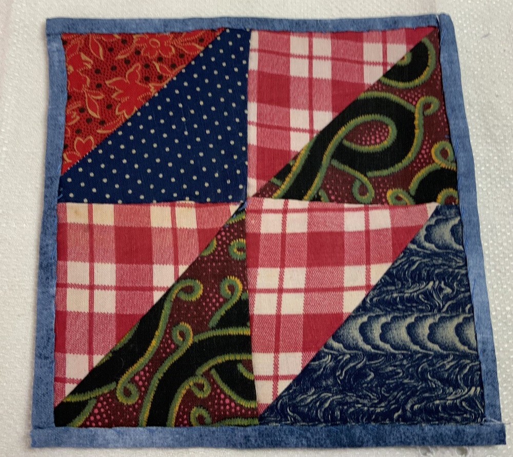 Antique Vintage Patchwork Small Doll Quilt Or Table Topper, 4 Patch W/ Triangles