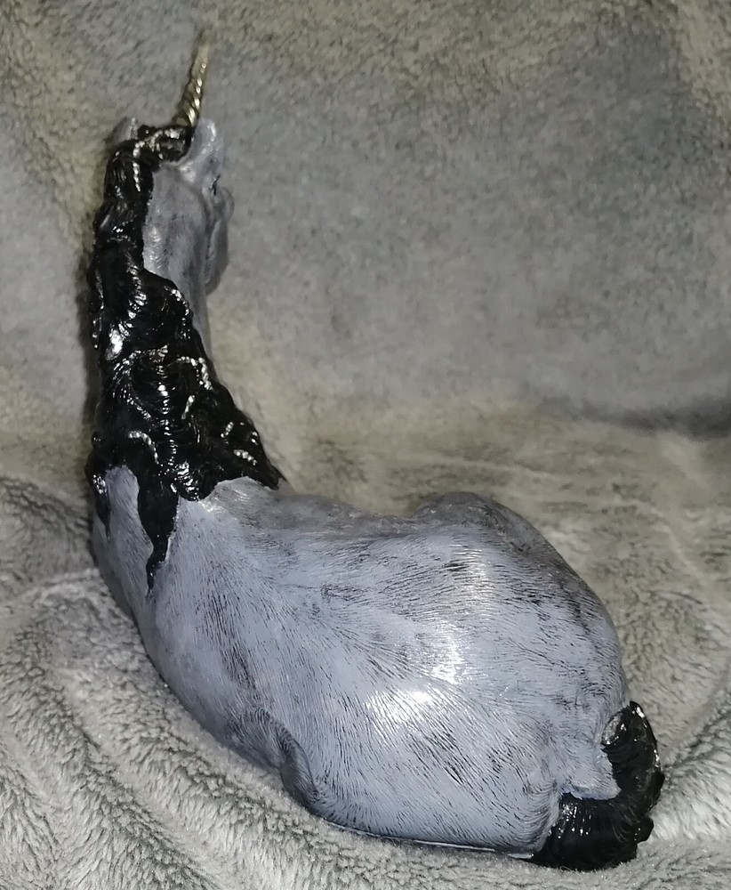 Windstone PYO Unicorn Mint Condition Hand Painted