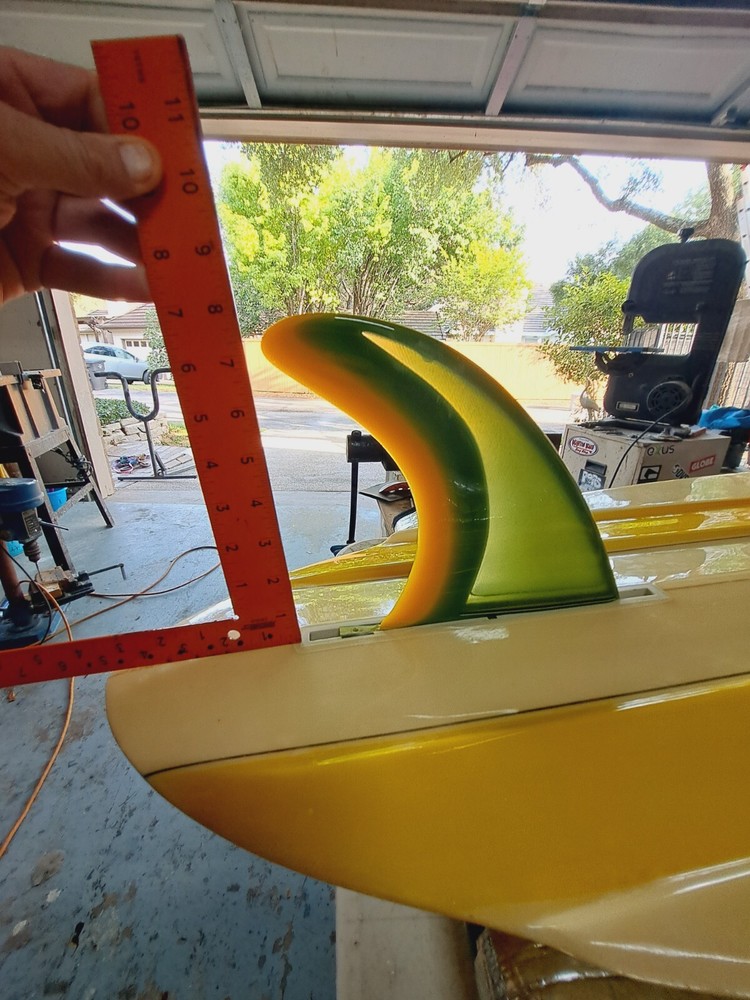 Surfboard Hollow Fin
