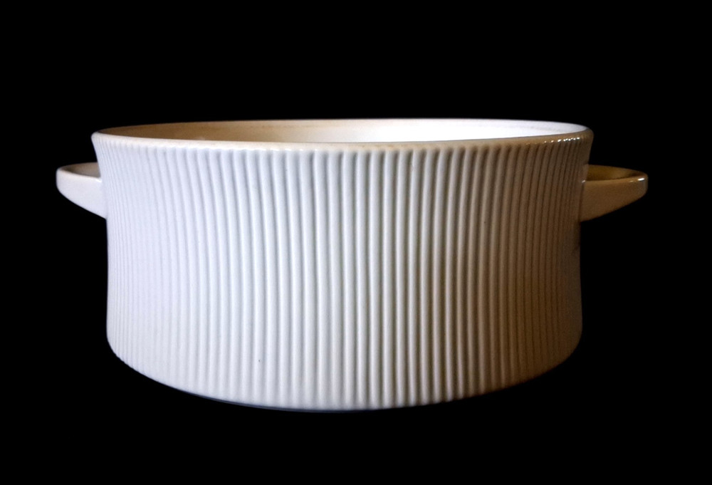 Cordalite EASTERLING Ribbed Casserole Baking Dish MCM 7.5" Diameter