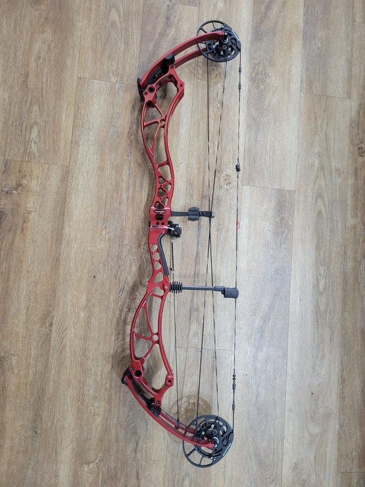 BOWTECH RECKONING 38 (SBL015454)