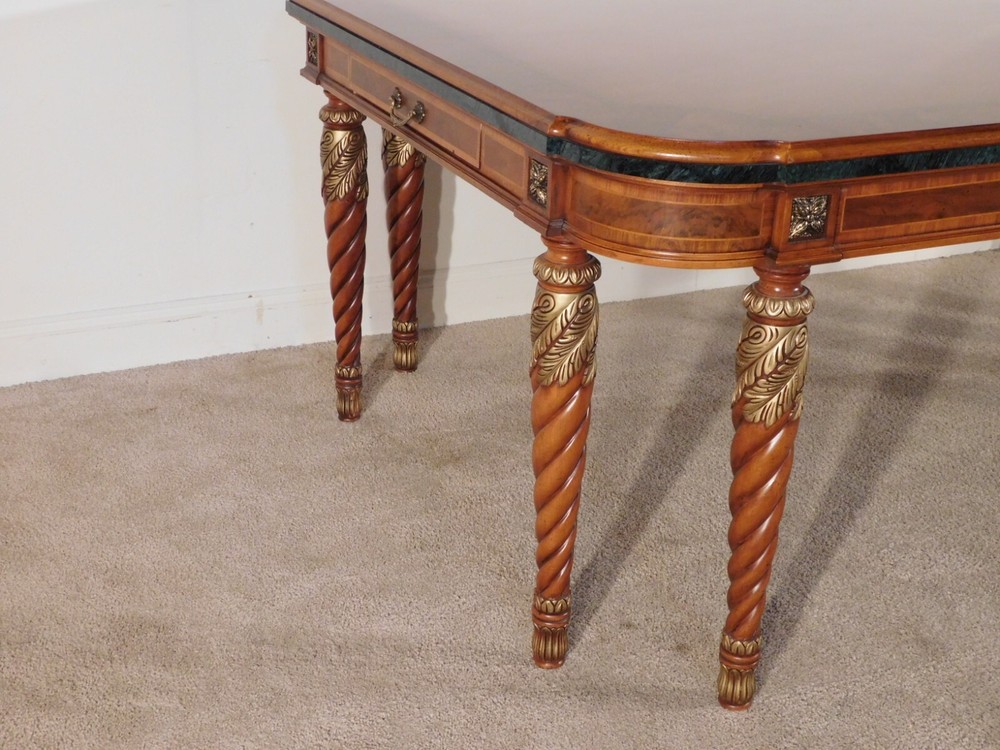 HENREDON Grand Provenance Dining Table